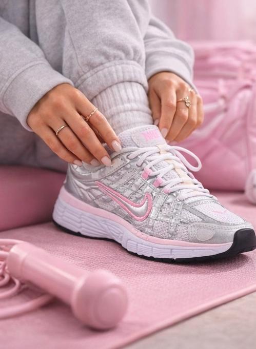 Tenis  P-6000 Plateado