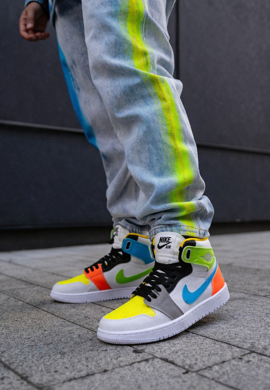 Jordán Retro 1 Neón White