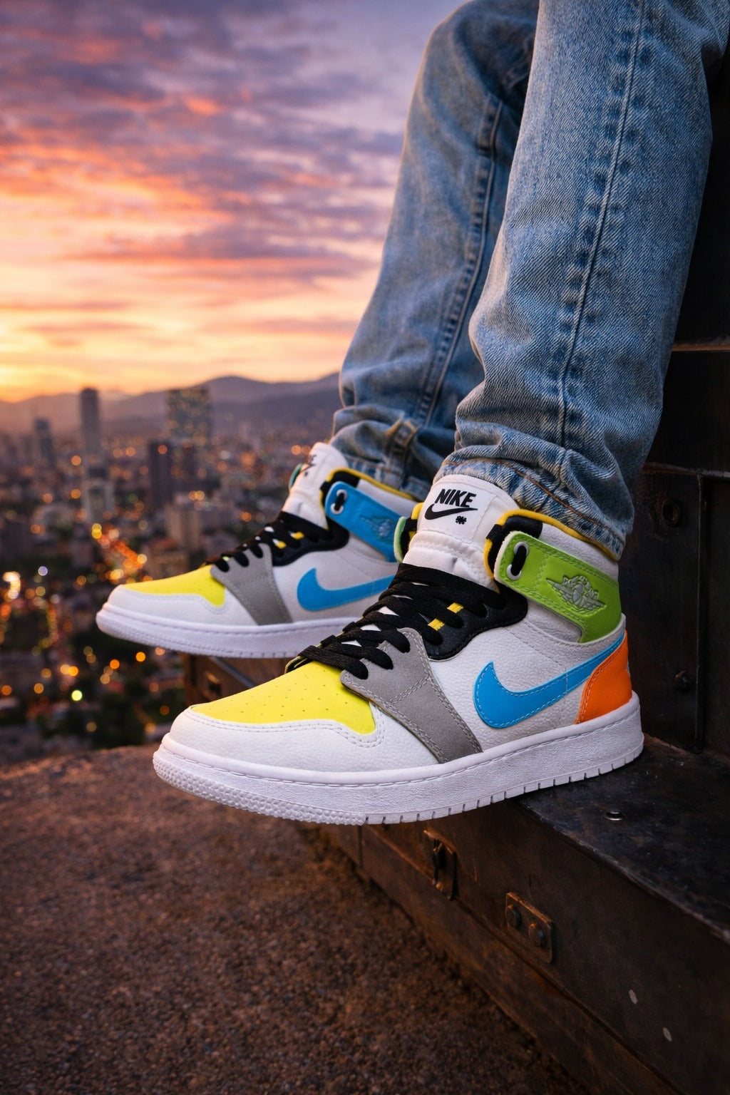 Jordán Retro 1 Neón White