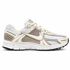 Tenis Nike VOMERO 5 Gris